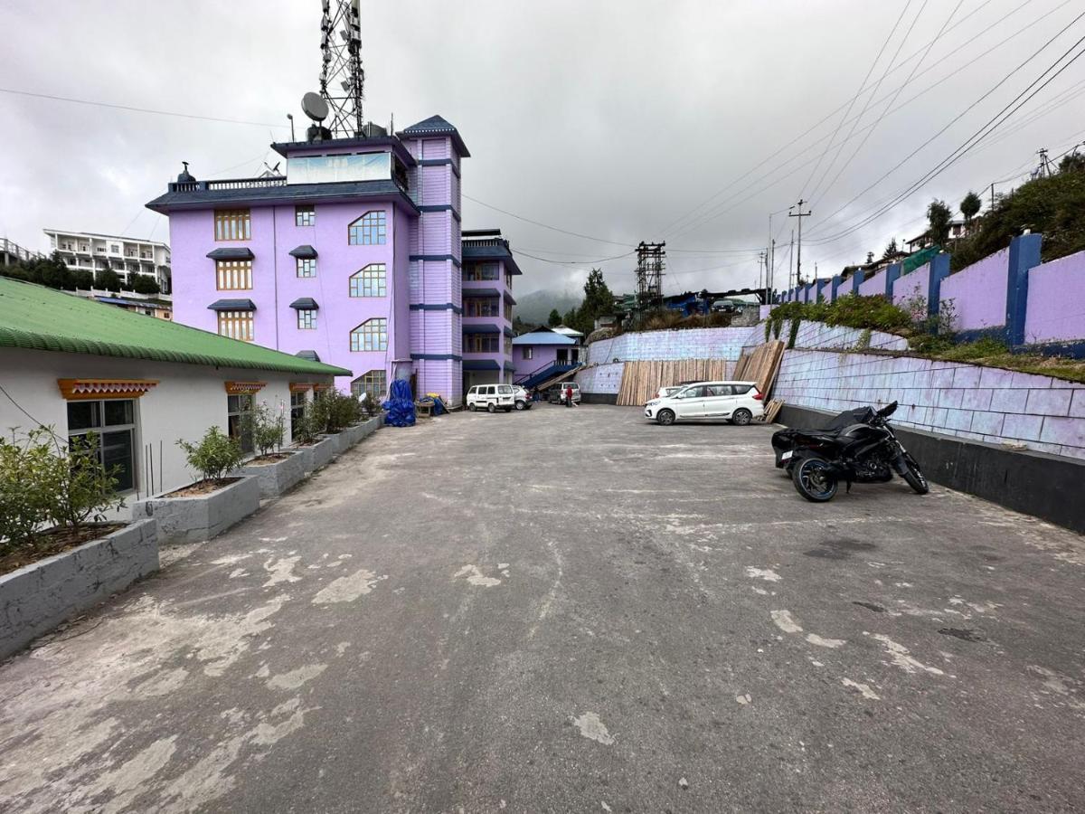 Hotel Tashi Ga Tsel Tawang Exterior photo